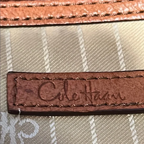 Cole Haan Elegant Brown Leather Tote Bag/Purse - Picture 8 of 16